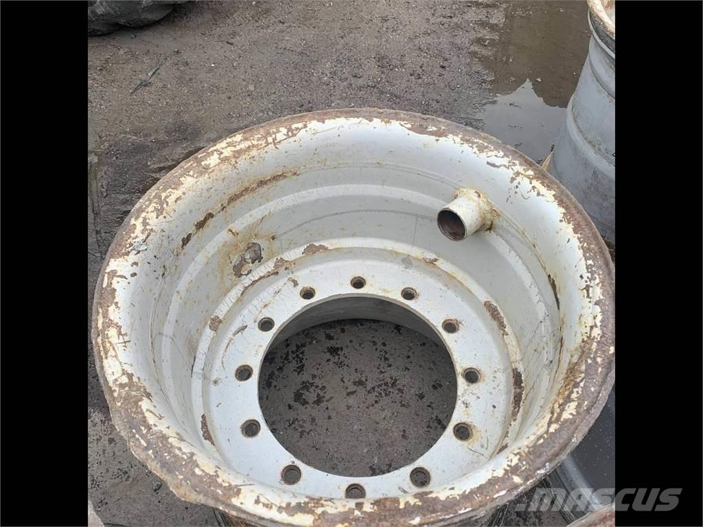 Gremo 1350 24x26,5 Pneus