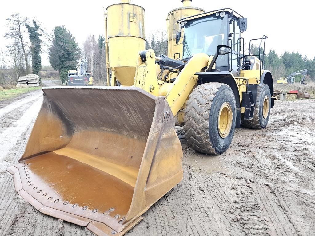 CAT 950M Carregadeiras de rodas
