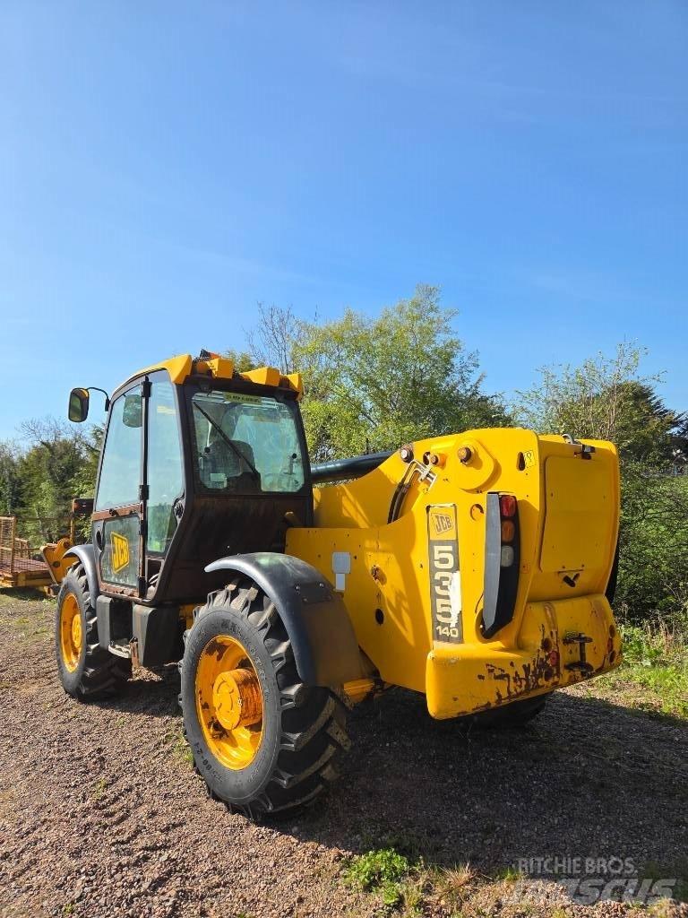 JCB 535-140 Manipulador telescópico