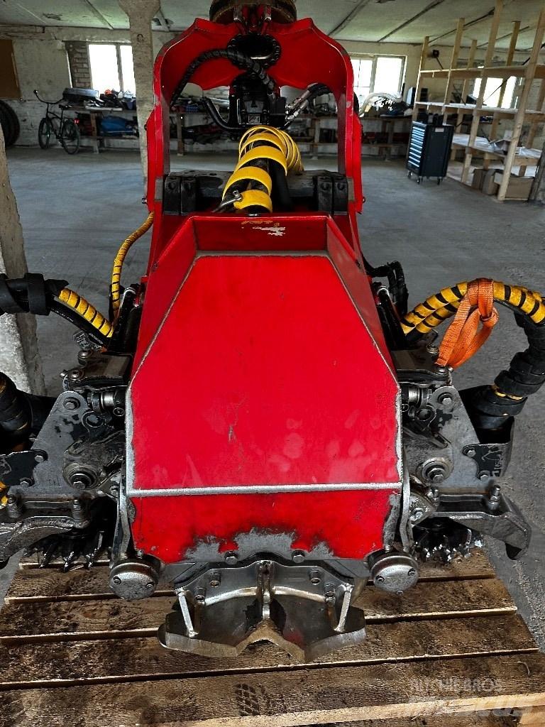 Komatsu C144 Cabeças de ceifeiras
