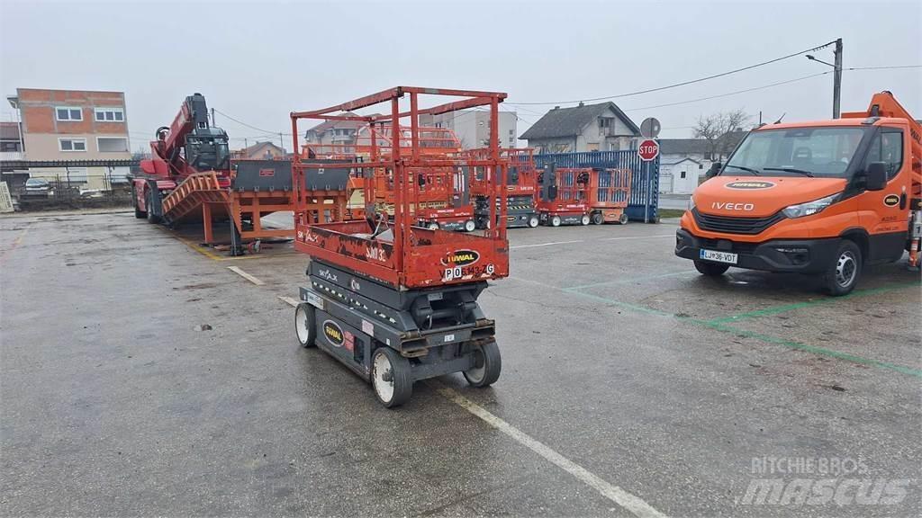 SkyJack SJIII3220 Elevadores de tesoura