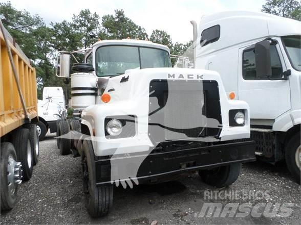 Mack R Construção - Outros
