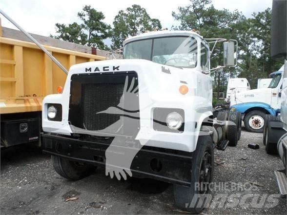 Mack R Construção - Outros
