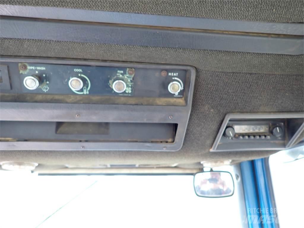 Ford TW25 Tratores Agrícolas usados