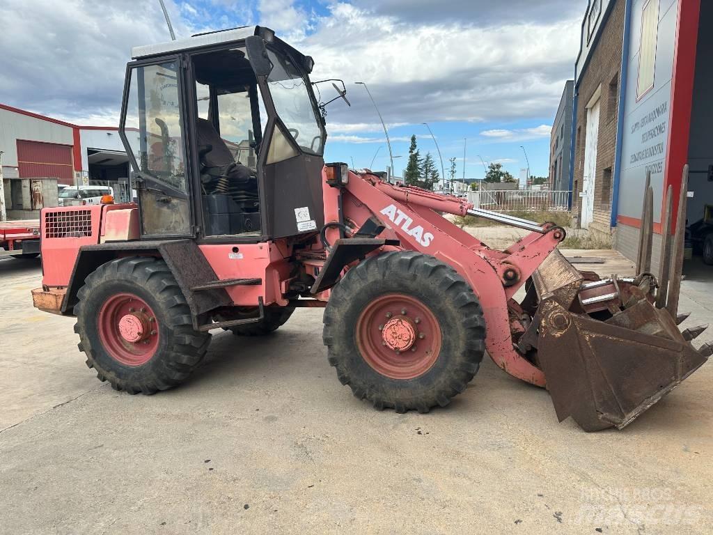 Atlas 62 E Carregadeiras de rodas
