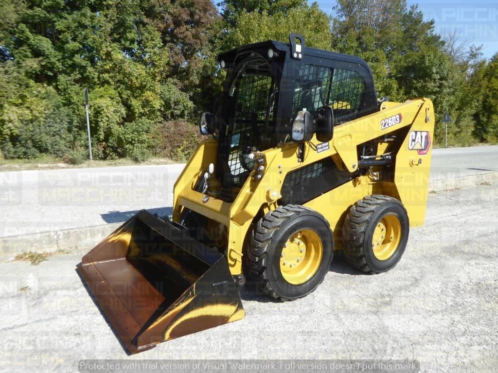 CAT 226D3 Minicarregadeiras