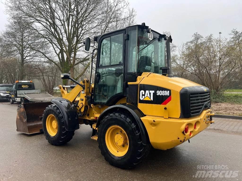 CAT 908M Carregadeiras de rodas