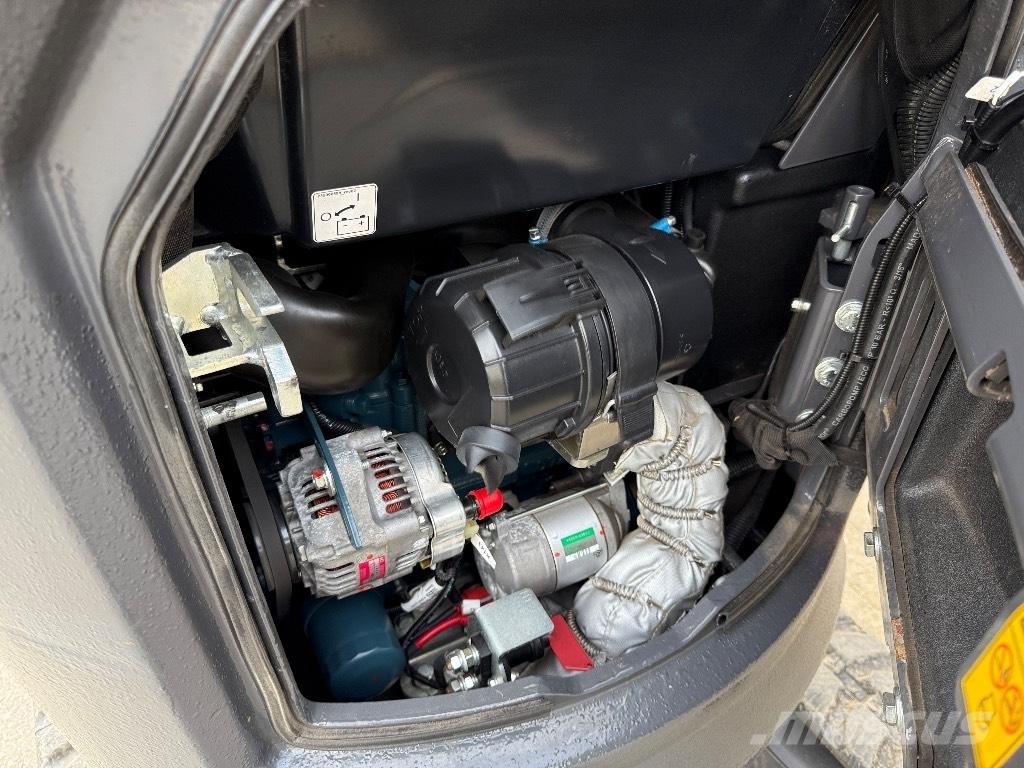 CASE CX 12 D Miniescavadeiras