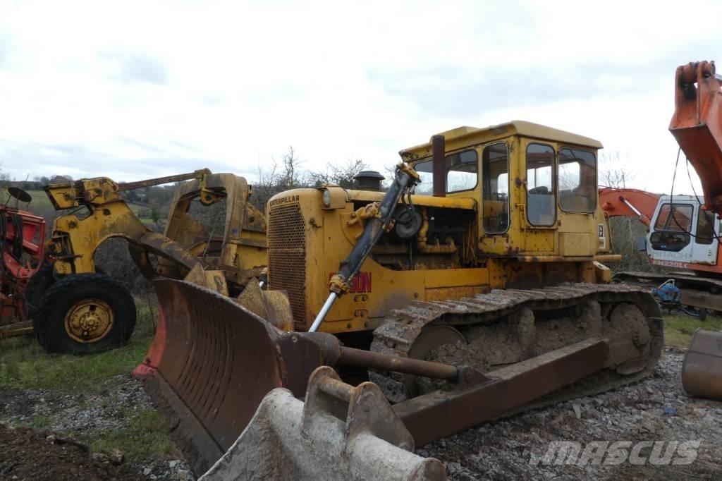 CAT D 8 H Dozers - Tratores rastos