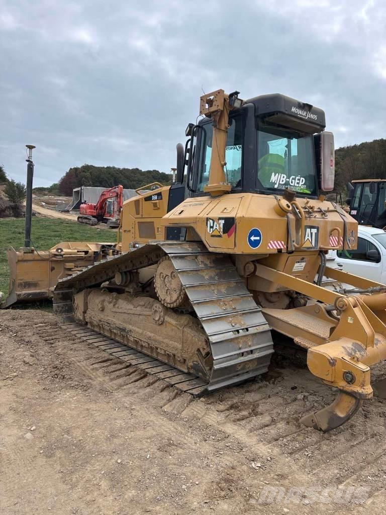 CAT D 6 N LGP Dozers - Tratores rastos