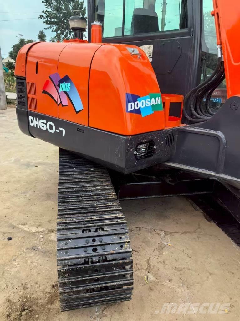 Doosan DH 60 Miniescavadeiras