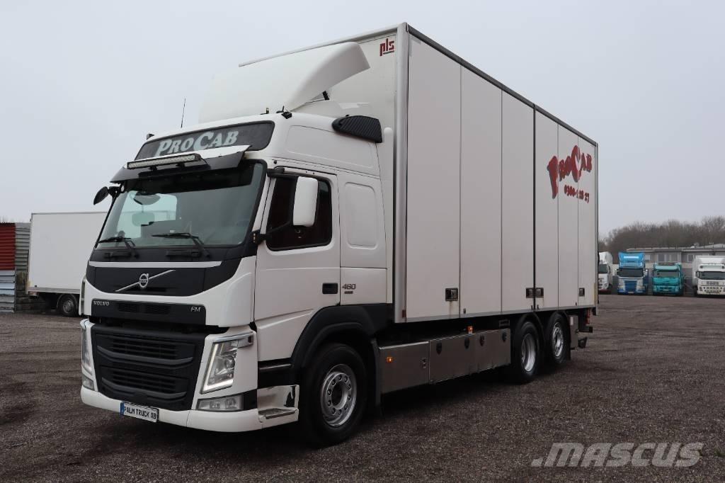 Volvo FM Serie 2595 Caminhões de caixa fechada