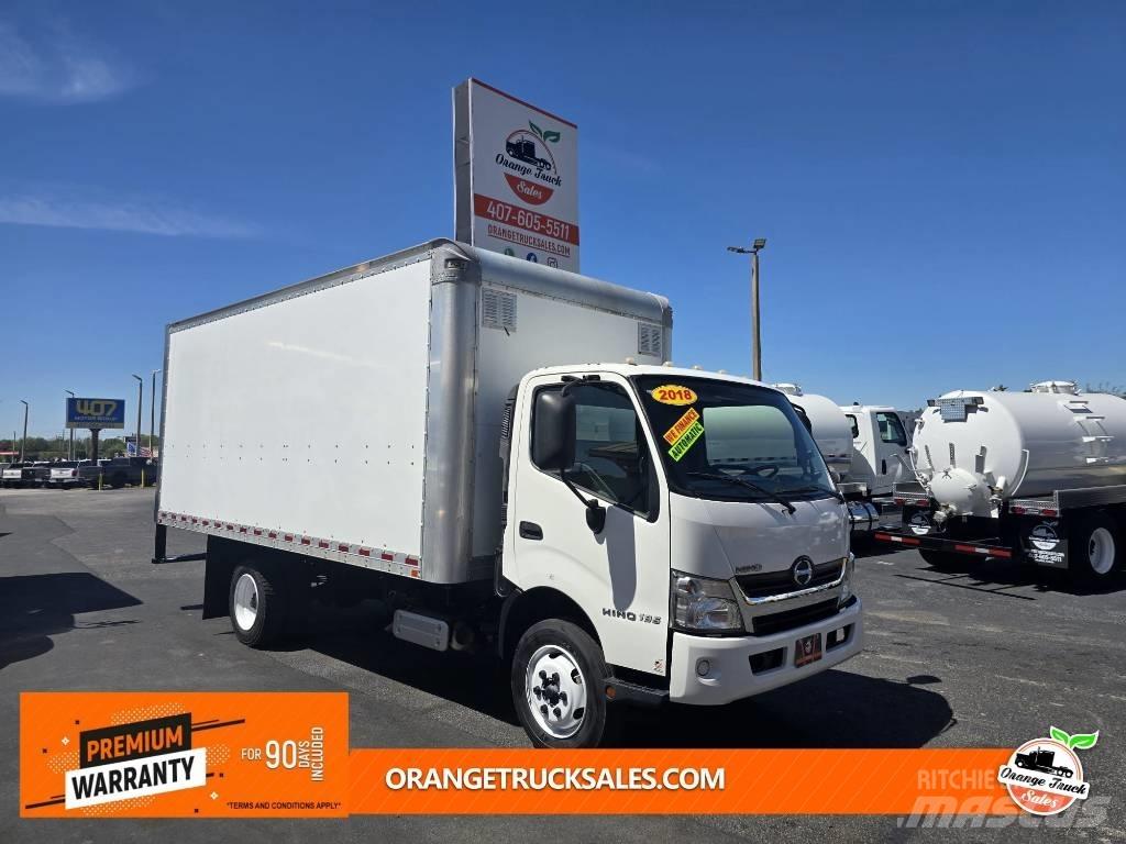 Hino 195 Caminhões de caixa fechada