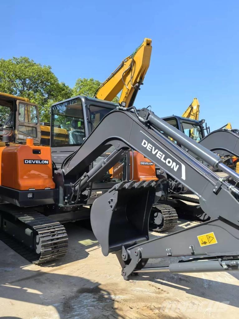 Develon DX60D Miniescavadeiras