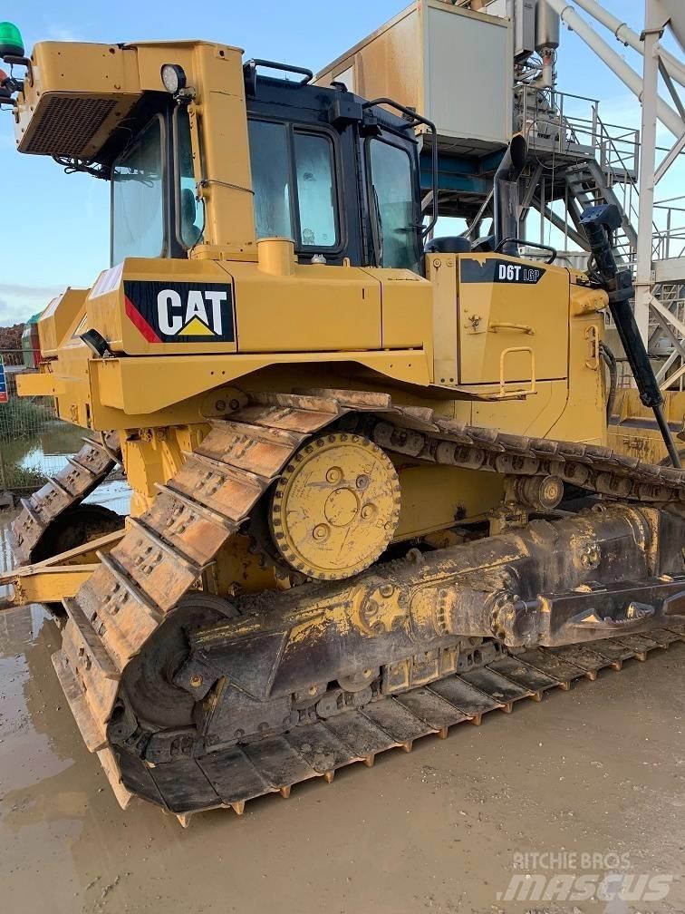 CAT D 6 T LGP Dozers - Tratores rastos