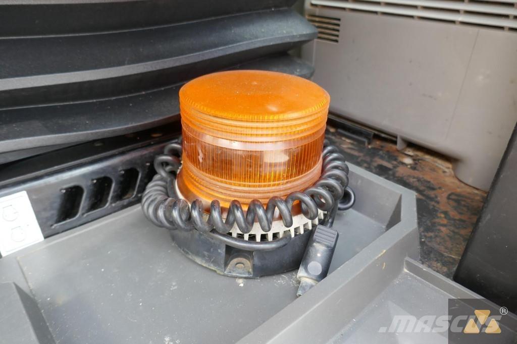 CAT 320 Escavadeiras de esteiras