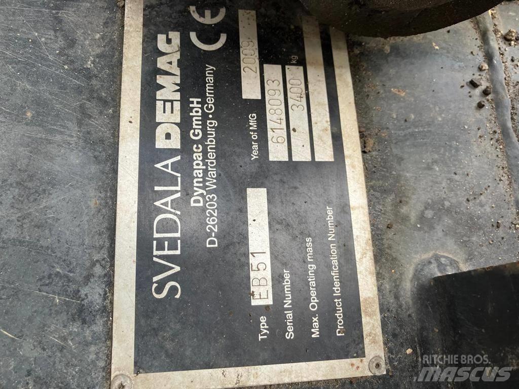 Demag DF 115 C Espalhadoras de asfalto