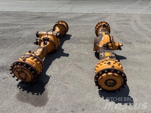 CASE 821 E AXLES Eixos