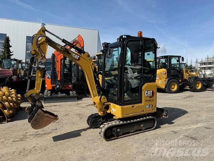 CAT 301.8-05A Miniescavadeiras