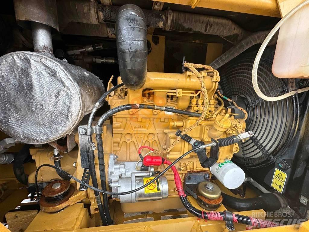 CAT 305.5E2 Miniescavadeiras
