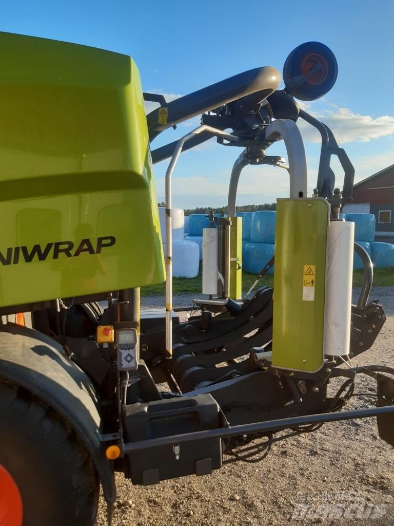 CLAAS 455 Enfardadeira de rolos
