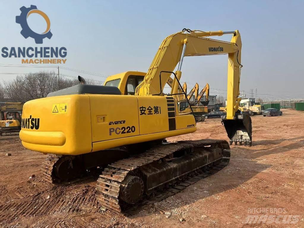 Komatsu PC 220 Escavadeiras de esteiras