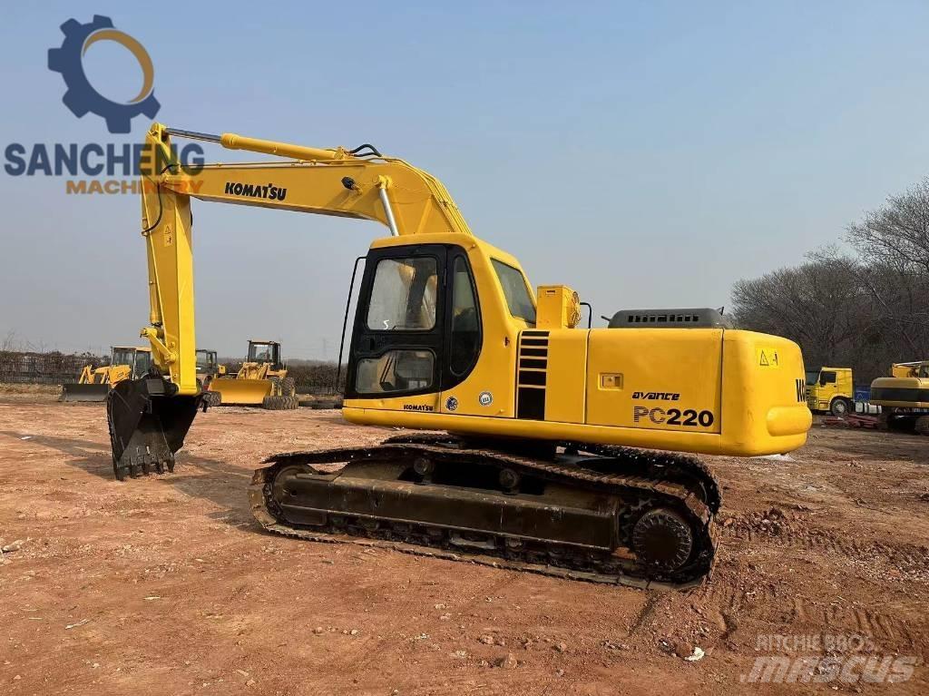 Komatsu PC 220 Escavadeiras de esteiras