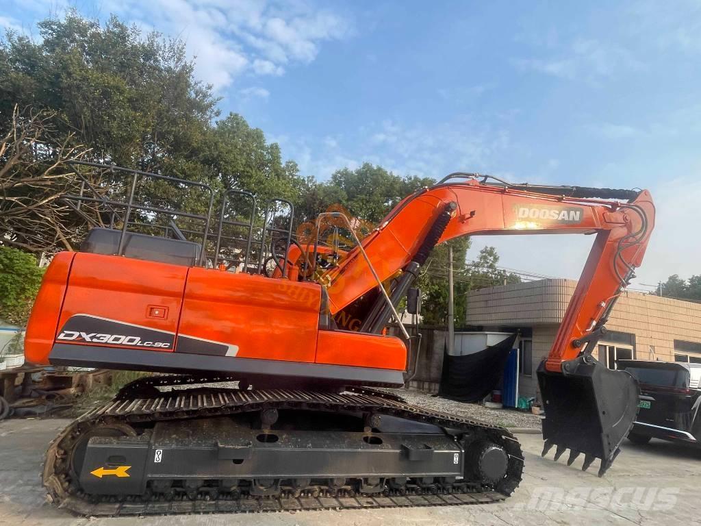 Doosan DX 300LCA Escavadeiras de esteiras