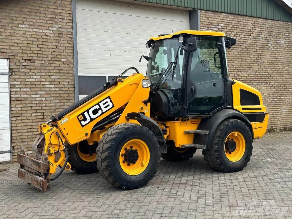JCB TM220 SV A Carregadoras rodas telescópicas