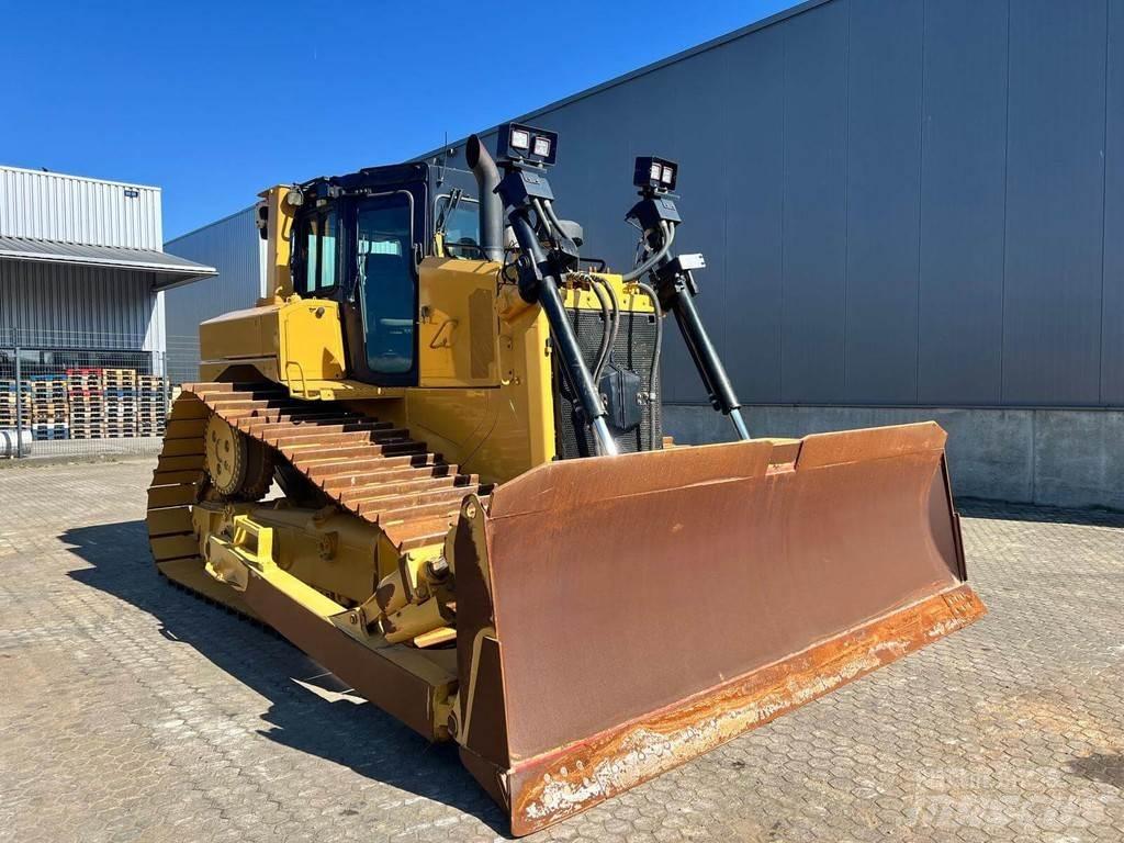 CAT D6T LGP Dozers - Tratores rastos