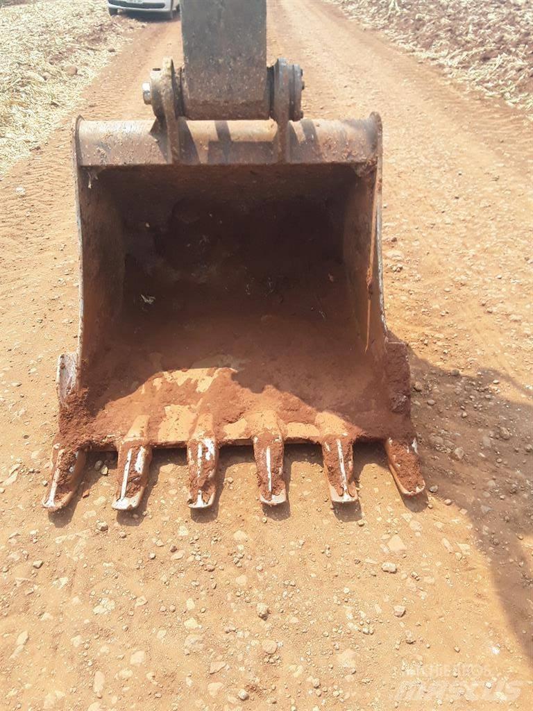 CAT 318D2L Escavadeiras de esteiras
