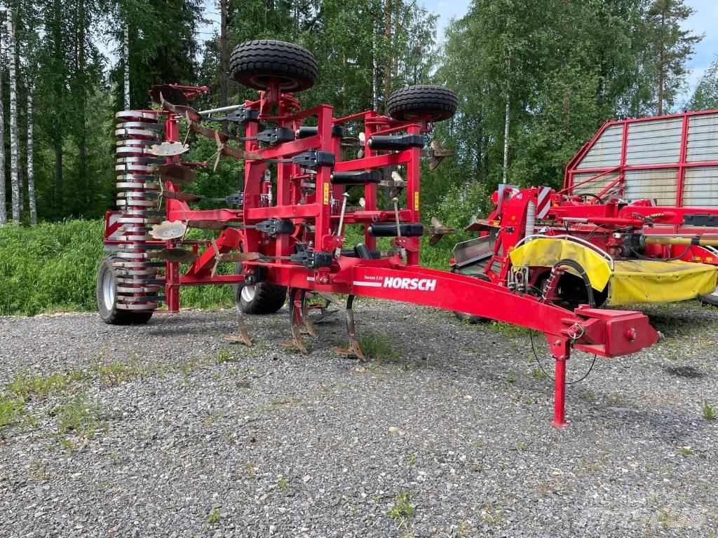 Horsch Terrano 5 FX Cultivadoras