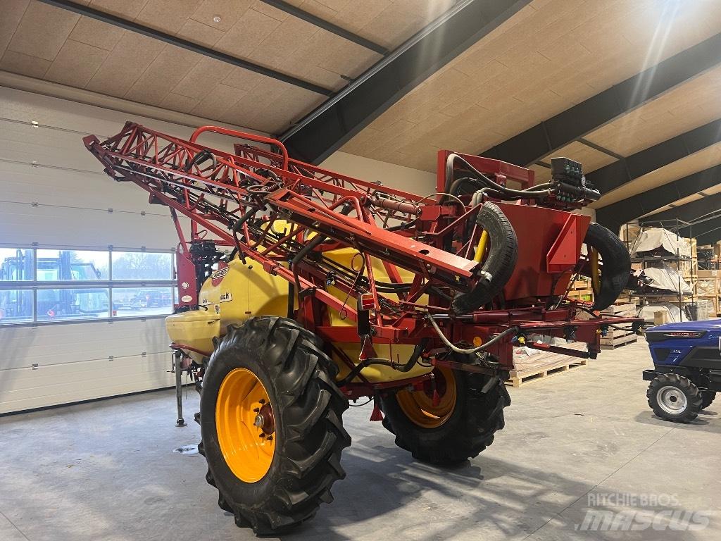 Hardi Commander 2800 Pulverizadores rebocados