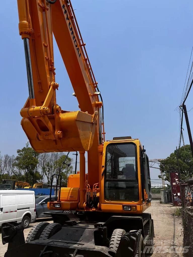 Hyundai 210W-7 Escavadoras de rodas