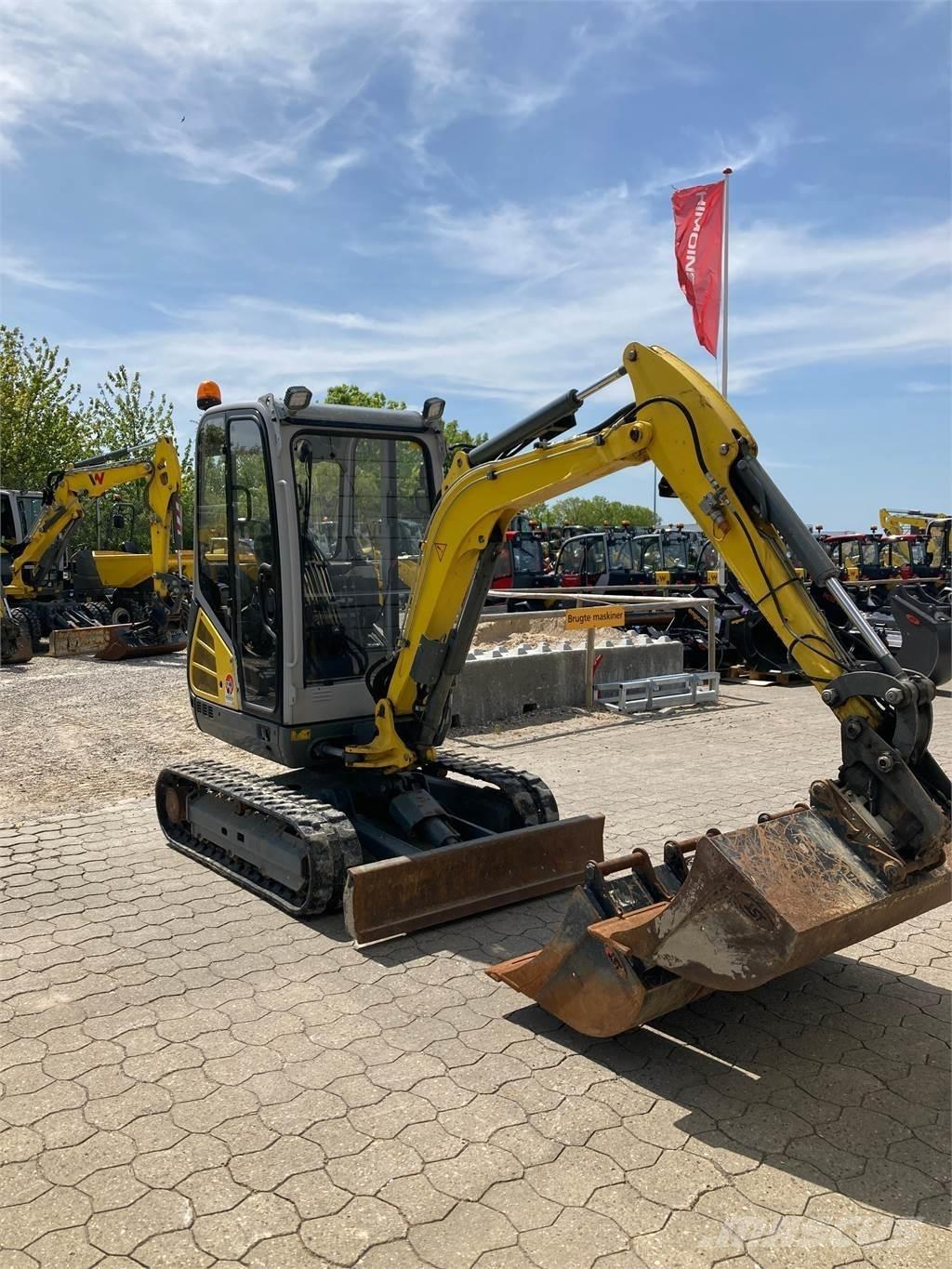 Wacker Neuson ET24 Miniescavadeiras