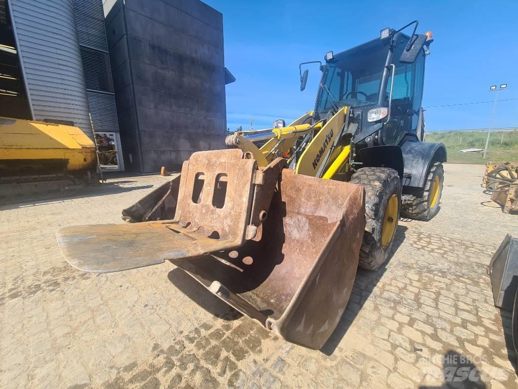 Komatsu WA 100 M Carregadeiras de rodas