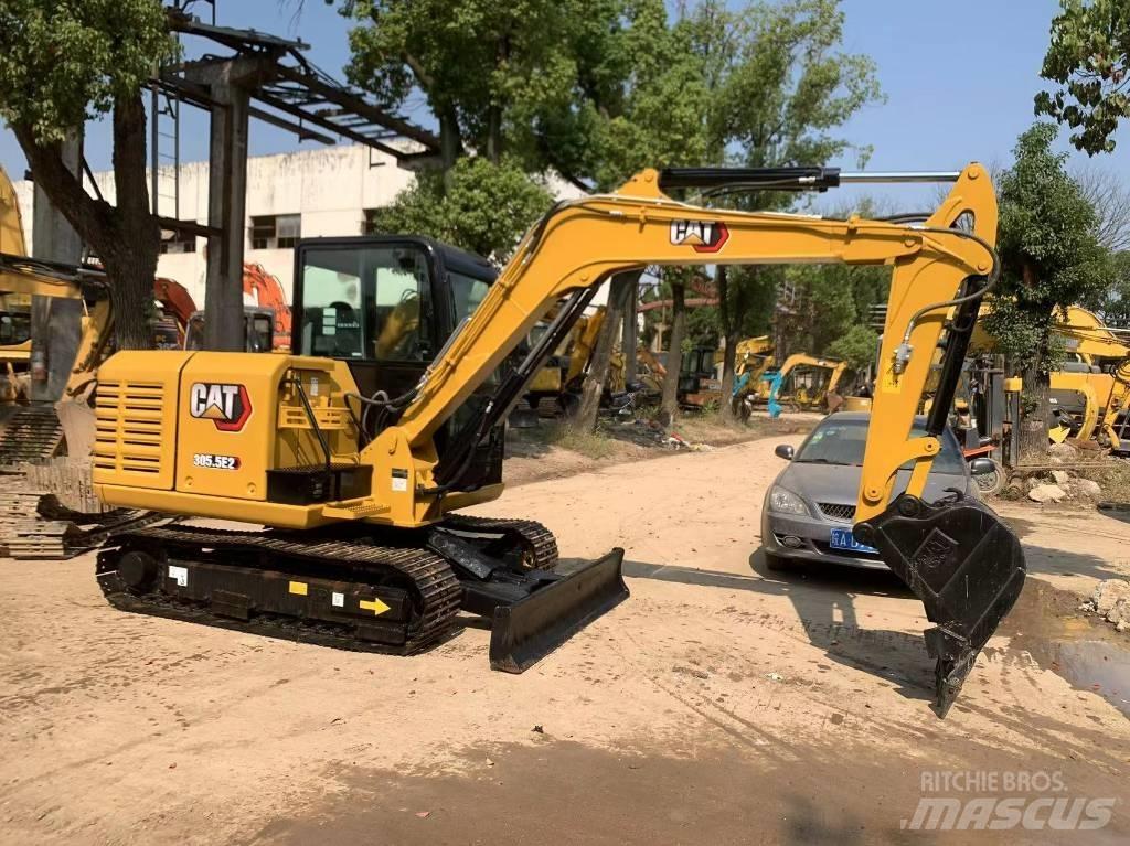 CAT 305.5 E2 Miniescavadeiras
