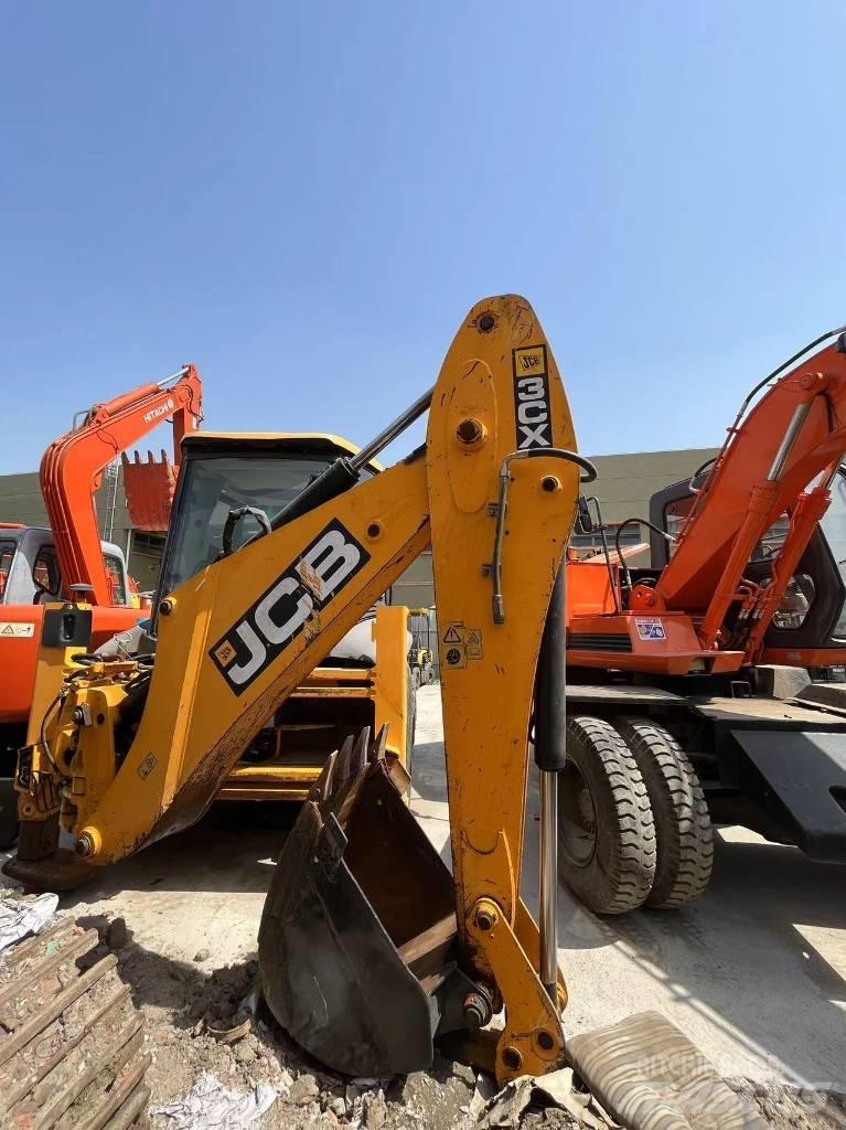 JCB 3 CX Retroescavadeiras