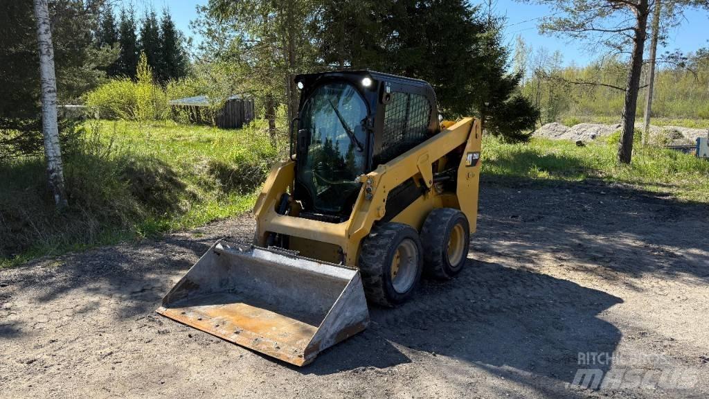 CAT 226 D Minicarregadeiras