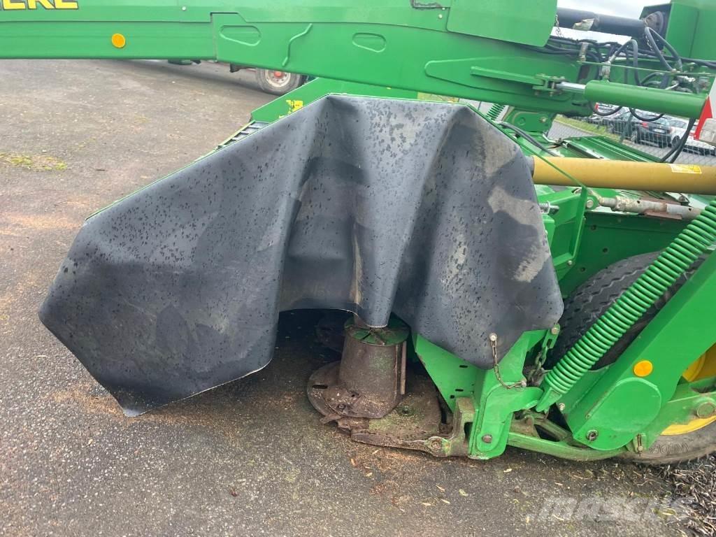 John Deere 730 Corta-Relvas montadas e arrastadas