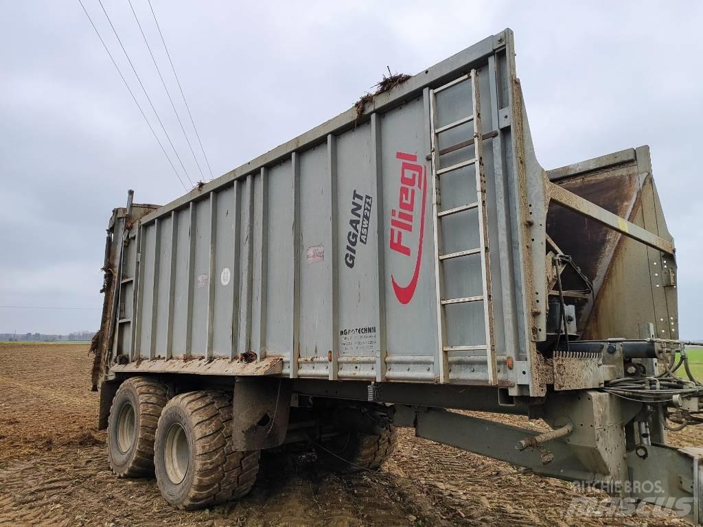 Fliegl ASW271 GIGANT Espalhadores de estrume