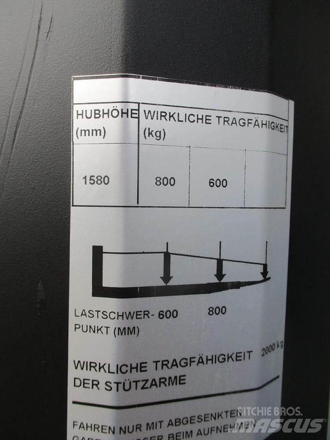 BT SWE 080L Empilhador para operador externo