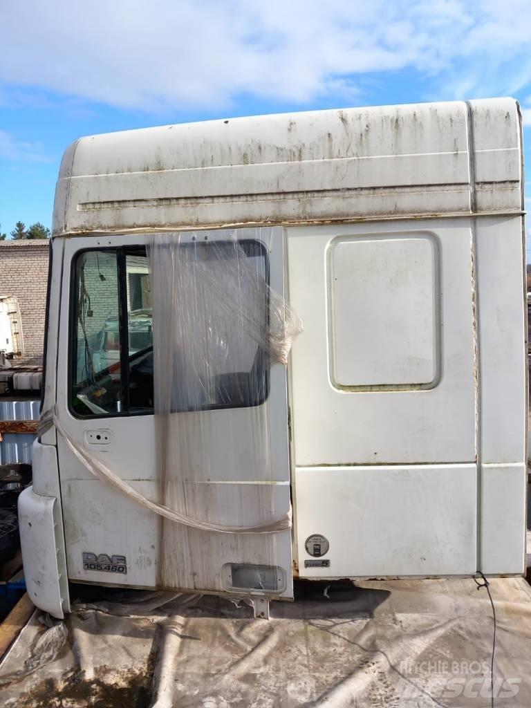 DAF XF105.460 Cabines e interior