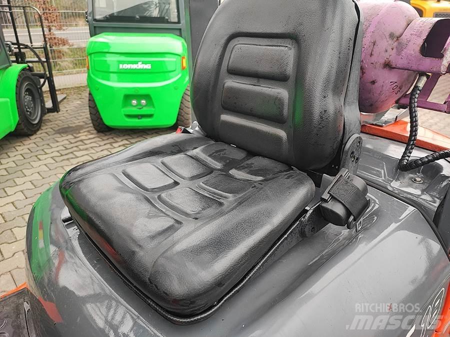 Toyota 42-7FGF18 Empilhadores a gás