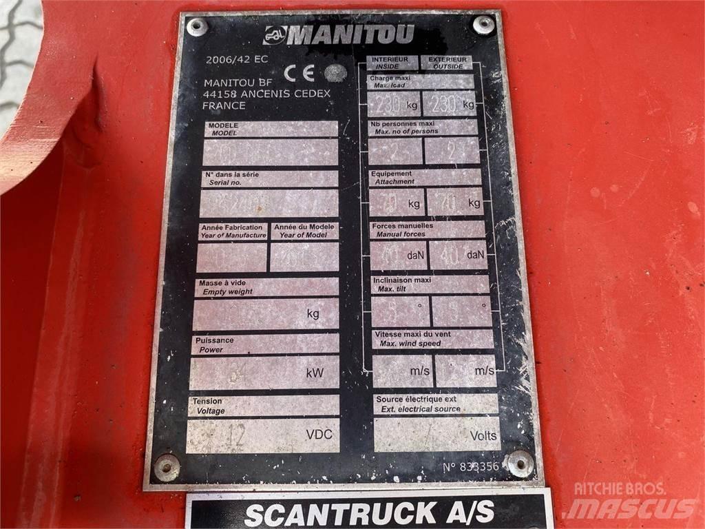 Manitou 200ATJ RC Elevadores braços articulados