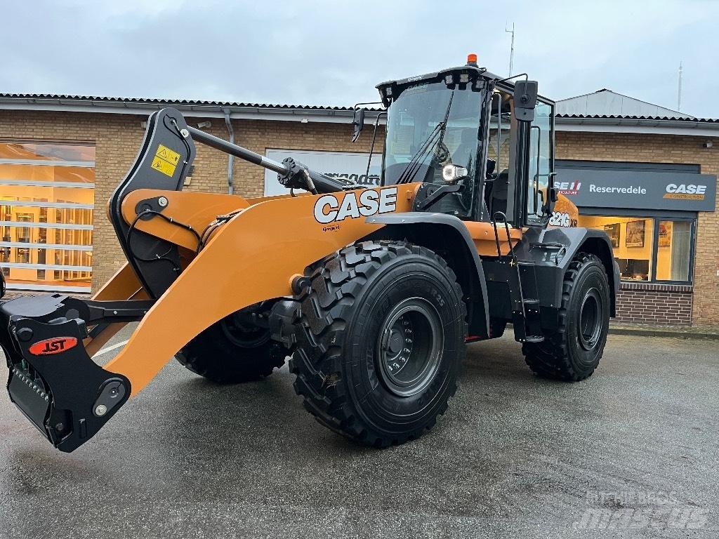 CASE 821 G XR Carregadeiras de rodas