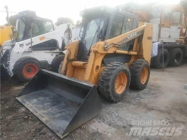 CASE 440H Minicarregadeiras