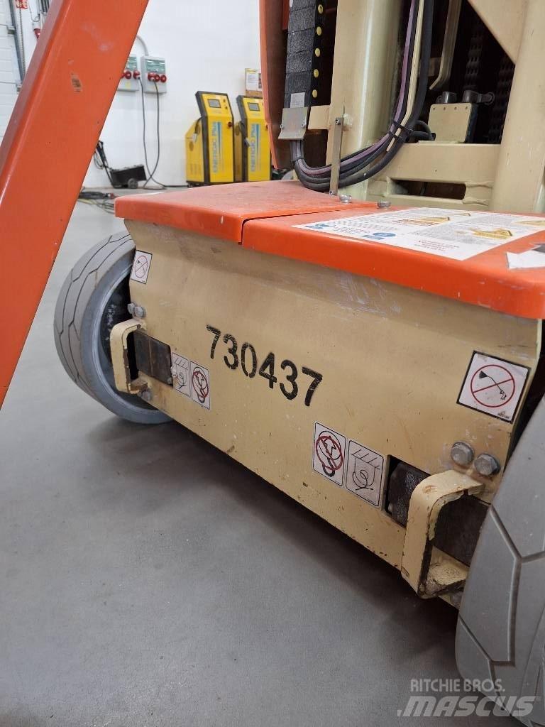 JLG Toucan 10 E Plataformas de Mastro Vertical