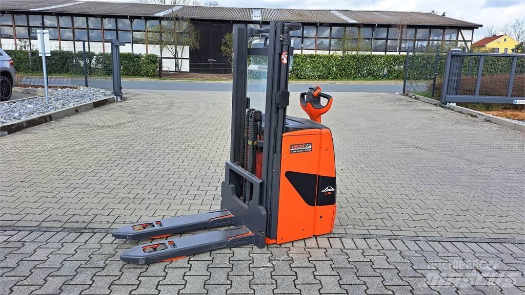 Linde L16i Empilhador para operador externo