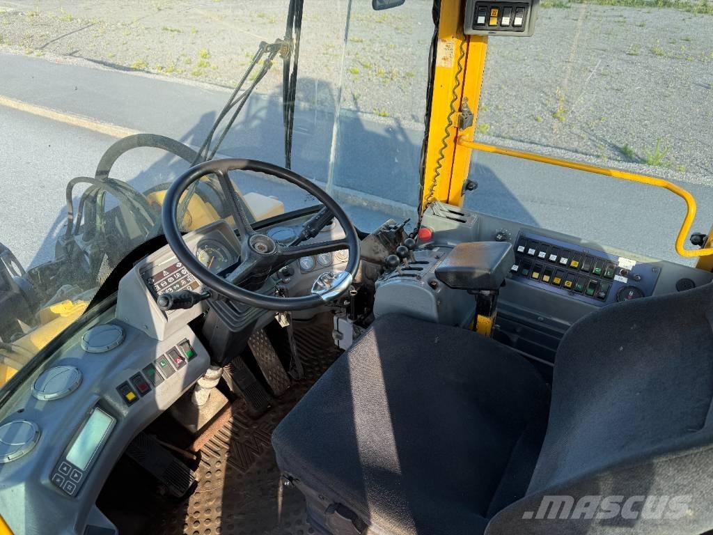 Volvo L 70 C Carregadeiras de rodas